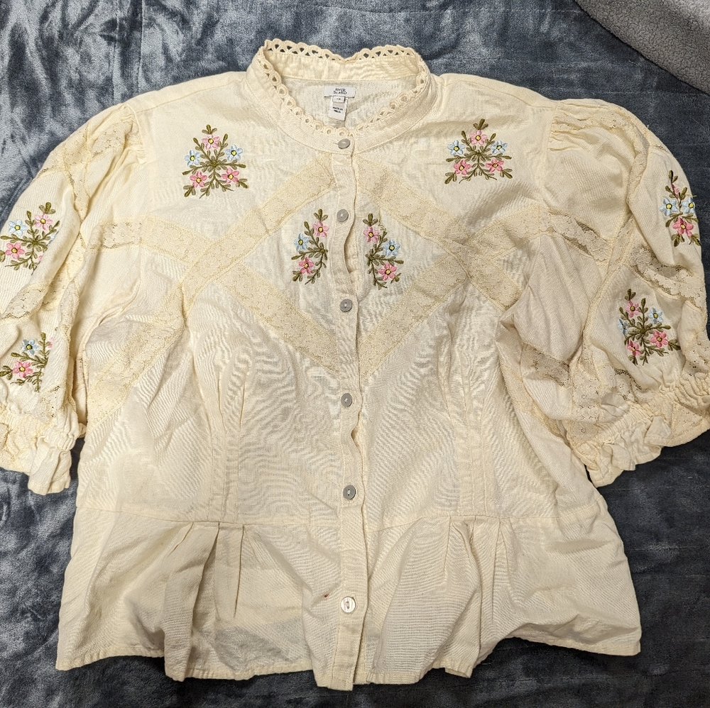 Yellow lace, floral blouse